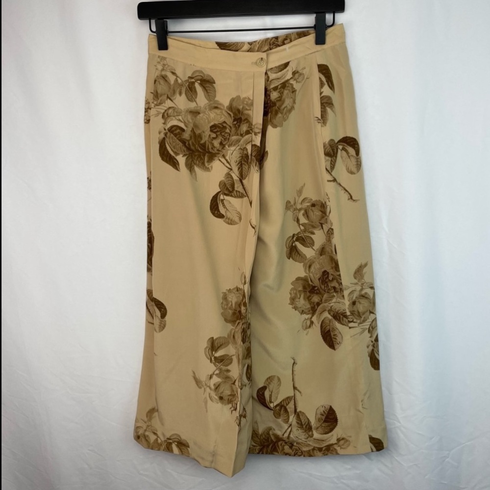 Jones New York silk cream skirt